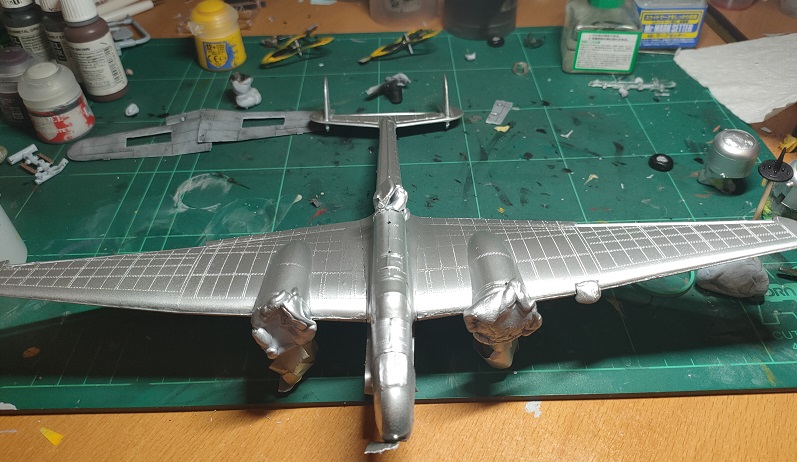 WartsNAllModels's tweet image. #Bigday on the #scalemodelkits; #Typhoon assembly is underway, and the #wingpanels have been removed; the #Hampden received its #aluminium #undercoat, and #propellors and #bombs got worked on. Watch twitch.tv/robsterthebuil…
 Sun-Fri 7am Aust CDT (8.30pm GMT) for more! #ww2 #art