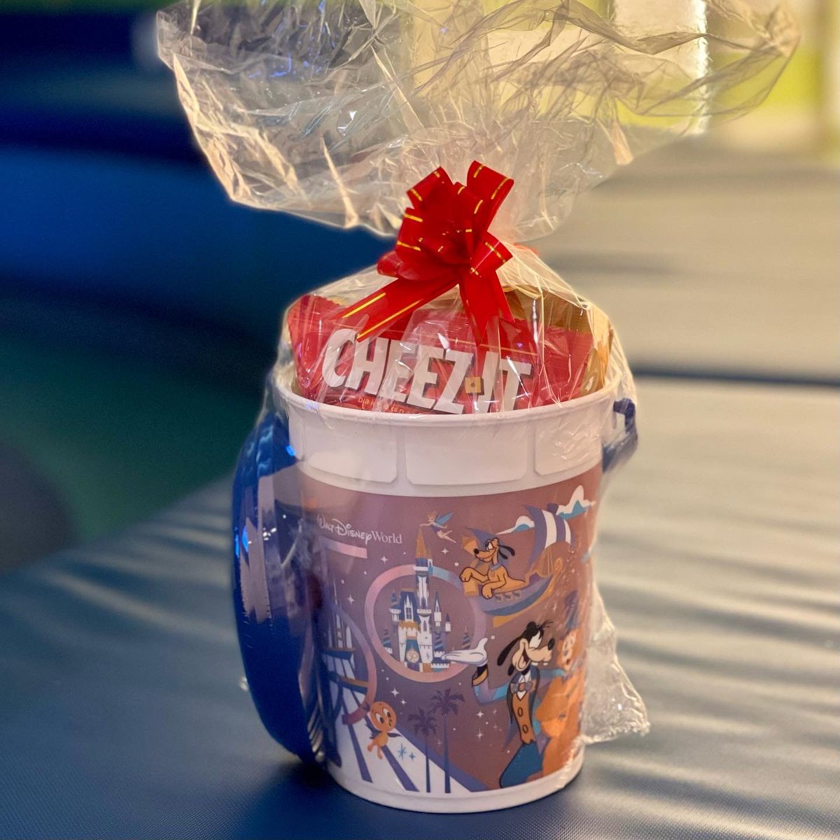 MagicVacSvcs's tweet photo. ✨🎁✨We are so grateful 🙏🏼 for all the gift orders we received for delivery🚙 last week to #WaltDisneyWorld 🏰! Thank you all 🤩 so much for your support! 👏🏼
🌟Stephanie Bergeron- @ftjtravel
🌟Jennifer Seaman- @never_landing_
🌟 @andreashelton82 
…cont….⬇️⬇️⬇️⬇️⬇️⬇️⬇️⬇️⬇️⬇️⬇️ https://t.co/vsvz2diy3e