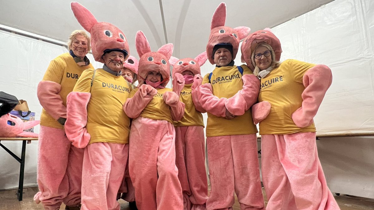 nicerendezvous's tweet photo. 🔴 "Elles font battre le coeur de notre Carnaval, font sa renommée internationale... Nice-Presse a passé son nez dans les coulisses, à la rencontre des troupes..." via @NicePresse @NoemieMeffre 

↪️ https://t.co/SqBHo22xP9 #NiceCarnaval #CarnavaldeNice #Nice06 #Nice #NRDV https://t.co/4niwLY0W4h