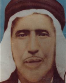 Q8encyclopedia's tweet photo. عبدالعزيز عبدالله المحارب الدويش
ولد في الكويت بحي القبلة (جبله) 1894 وتتلمذ على يد الشيخ عبدالله بن خلف الدحيان وتعلم اللغة العربية واصول الفقه. وكان شاعراً مثقفاً .توفاه الله عام 1954للمزيد من المعلومات أو إضافة أي تعديل للسيرة الذاتية برجاء زيارة الموقع
https://t.co/w0Y5tGi4j7 https://t.co/9D6wmKhoxa