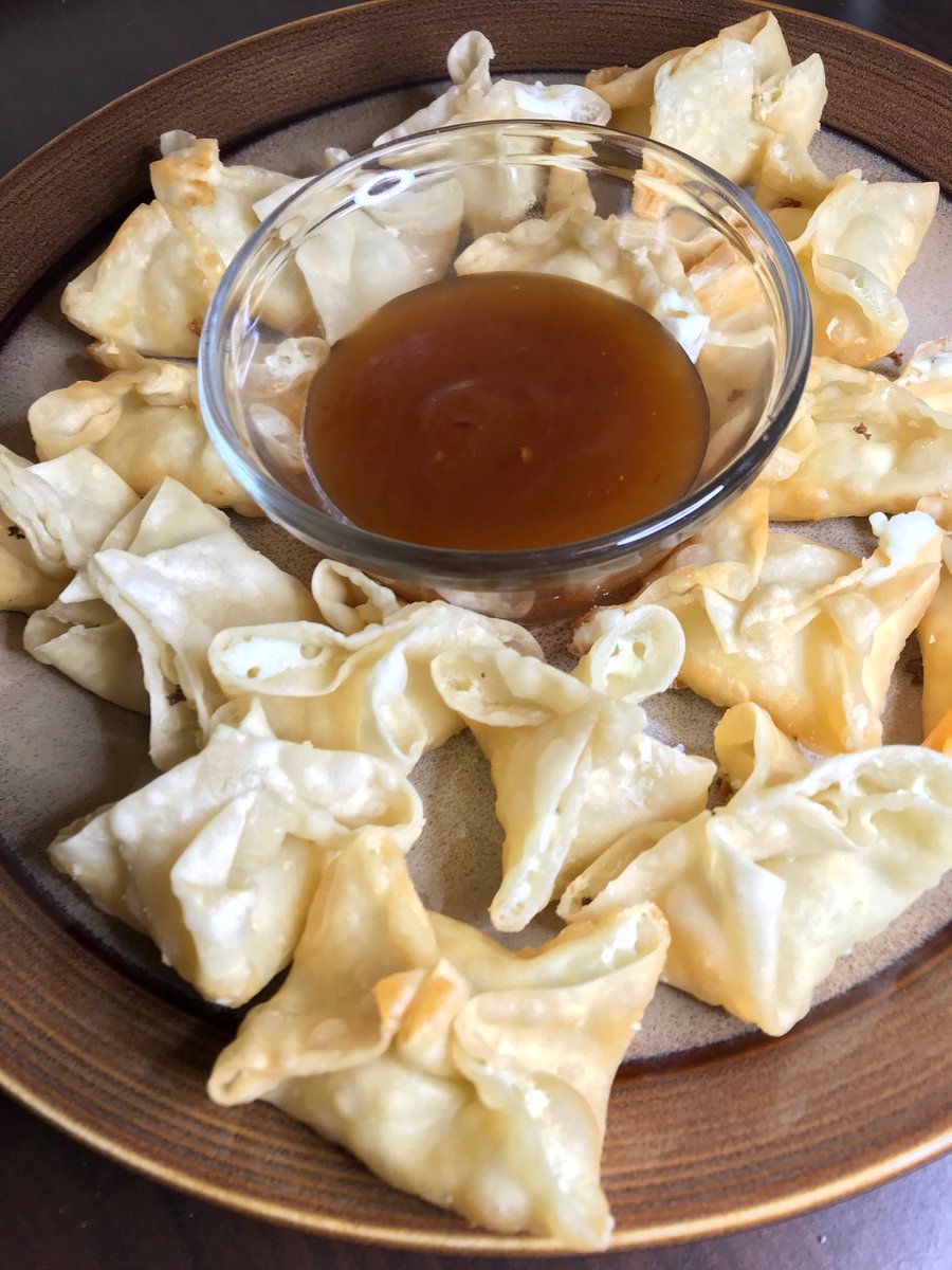 ThingsPrickly's tweet photo. Cream Cheese Wontons Recipe

Click the link below to check it out!

#recipe #food #SundayMorning #RecipeOfTheDay #Foodie #blog #blogpost 
👇👇👇
https://t.co/Sp7jTooxBo https://t.co/qbACLhNLkg