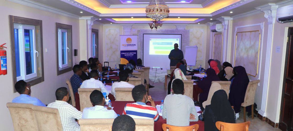 New Horizon tweet media