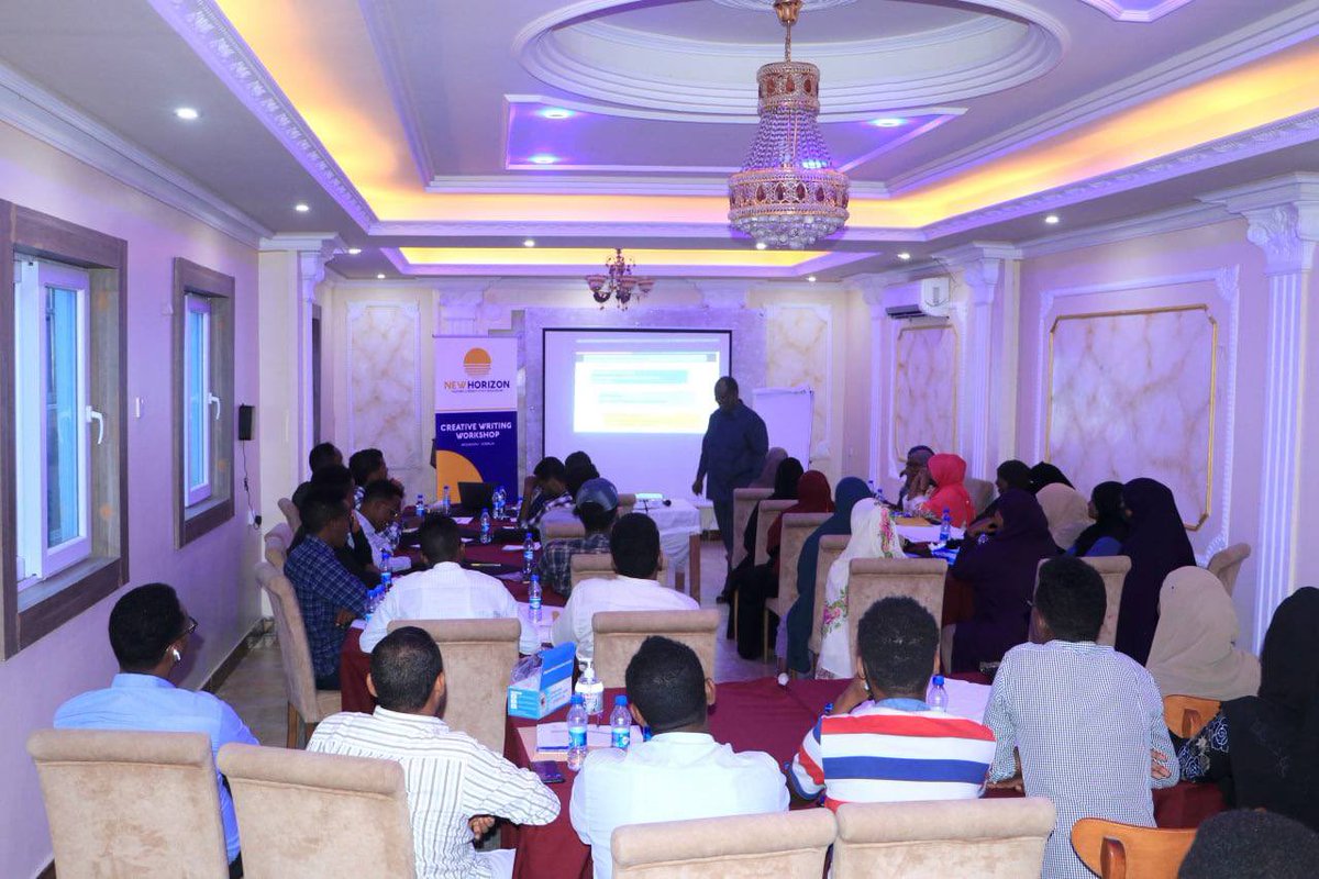 New Horizon tweet media