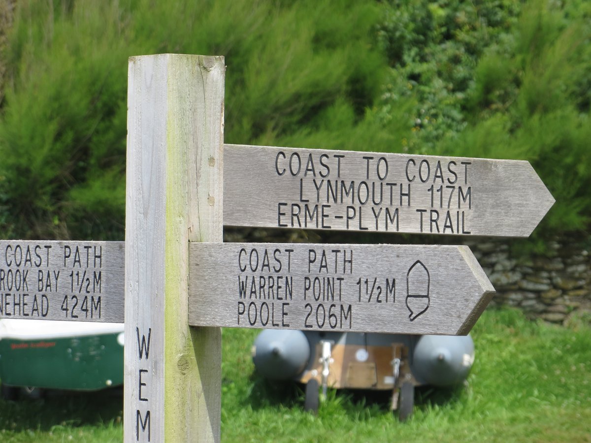 ExmoorNPCs's tweet photo. Wet days are great days for planning your next #walking adventure on #Exmoor. Several long distance paths pass through @ExmoorNP including the @twomoorsway @swcoastpath @coleridgeway & #ExeValleyWay. Call in at one of our @ExmoorNPCs for info, guides and maps! @visitexmoor https://t.co/dnXACy4VfU