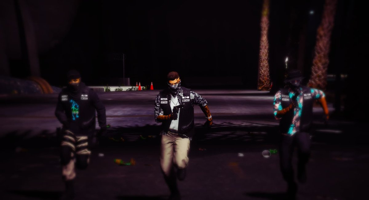 EldoradoRP_Game's tweet photo. Nous sommes en recherche active de joueurs ! Illégal/civil, il y a de la place pour tous 😉.
Semi-WL, serious-rp avec des groupes actifs et des évents assez souvent !
Lien du discord en bio 🤌🏻

#eldoradorp #gtarp #gtarpfr https://t.co/8Eq1eoi446