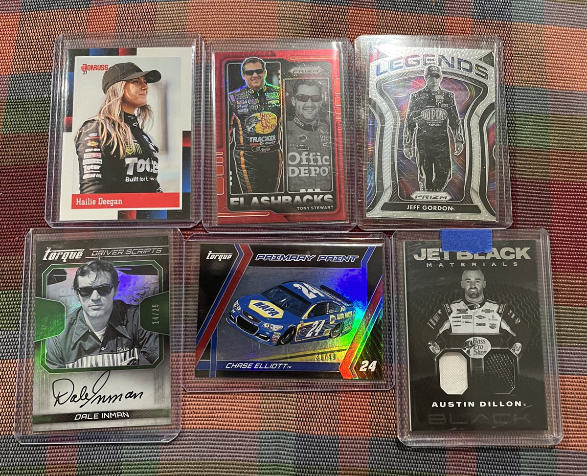 🚨🚨DAYTONA 500 GIVEAWAY🚨🚨

Let’s have some #Daytona500 fun and give these <a href="/PaniniAmerica/">Panini America</a> racing cards away!! 🏁

Rules: 

- Like AND RT this post
- Follow us
-Tag your favorite driver