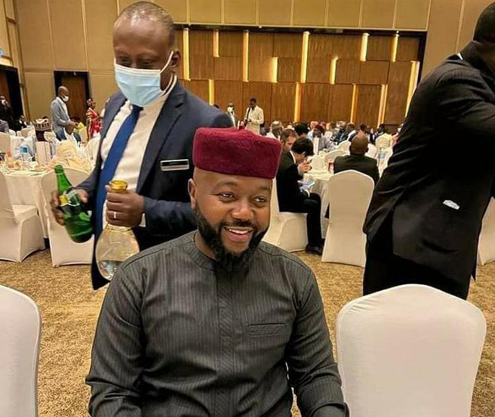 AbdoulgafarT's tweet photo. #Tel père Tel fils
 Protection d'Allah monsieur le ministre de 
#MPER 
#Abba dan Abba
🤲🤲🤲🤲🤲 https://t.co/y1fz89Xuwy