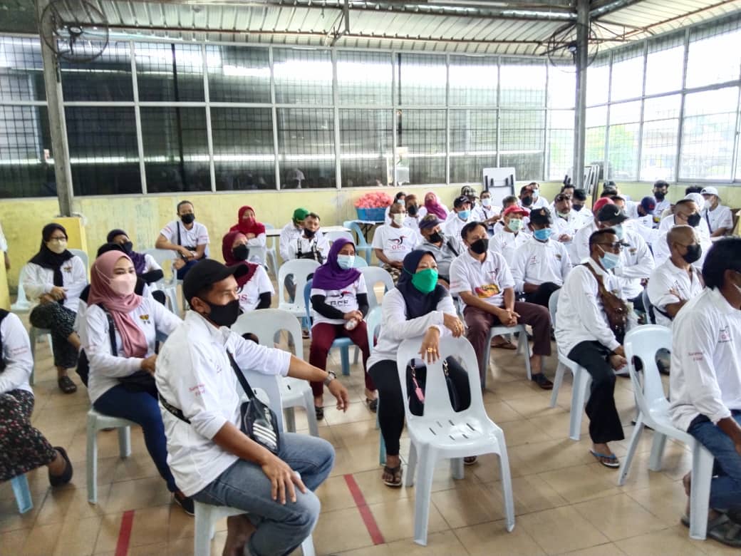 hazlandswk's tweet photo. Selamat bersidang kepada 32 Ranting PBB N5 Demak Laut demi untuk memilih kepimpinan yang terbaik untuk meneruskan agenda pembangunan dan kesejahteraan kampung .

#PBB
#N5DEMAKLAUT
#SarawakkuSayang 
#SarawakDiutamakan https://t.co/i8mblSjF9j