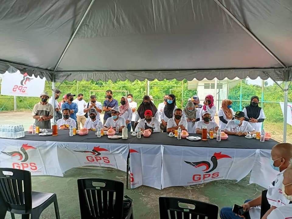 hazlandswk's tweet photo. Selamat bersidang kepada 32 Ranting PBB N5 Demak Laut demi untuk memilih kepimpinan yang terbaik untuk meneruskan agenda pembangunan dan kesejahteraan kampung .

#PBB
#N5DEMAKLAUT
#SarawakkuSayang 
#SarawakDiutamakan https://t.co/i8mblSjF9j