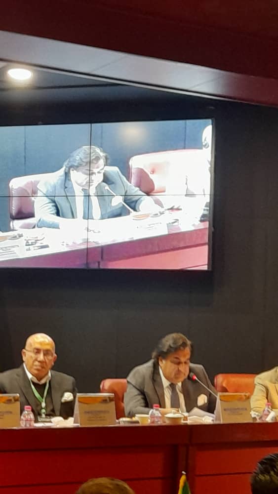 rahimhayat's tweet photo. Spoke at #Pakistan #Iran #business forum organised by #Tehran Chamber.  14 member @LahoreChamber delegation led by Pres @MianNaumanKabir visiting #Iran for mtgs with #Iranian cos &amp; #Mashad &amp; #Isfahan Chambers.1st visit after #Corona for both Chambers #PakIrantrade @PakinIran 🇵🇰🇮🇷 https://t.co/ddBP2pNt5F