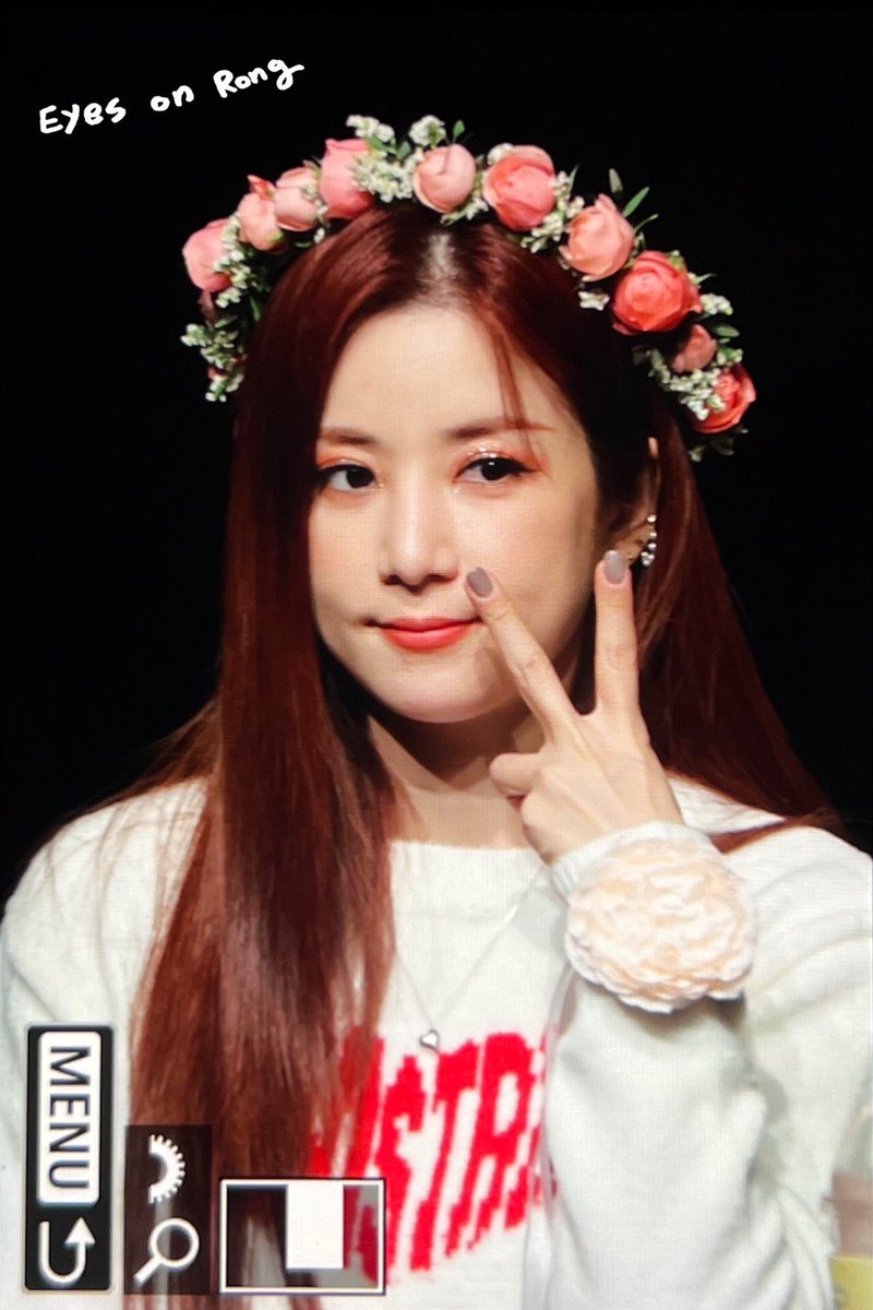 eyesonrong_33's tweet photo. 220220 대면 애플뮤직 프리뷰

@Apinkpcr

오늘의 귀요미😆

#박초롱 #초롱 #CHORONG
#에이핑크      #Apink      
#HORN       #Dilemma https://t.co/FXV1TQsxp7