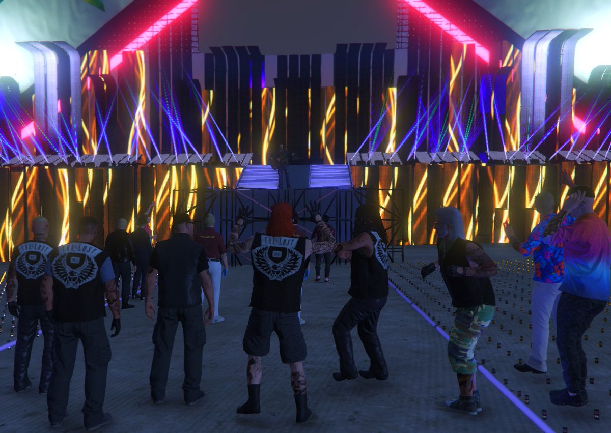 made_gta's tweet photo. V Made It gibt es nun tatsächlich schon seit einem Jahr! Um das zu feiern, gab es u.a. eine große Party mit einer Map aus unserer Gamedesignabteilung, Livemusik, DJ und Jetskirennen. Vielen Dank an die großartige Community! #GTA5 #FiveM #roleplaying #GTA #pcgaming #GtaVRp https://t.co/mJRXhHWH9G