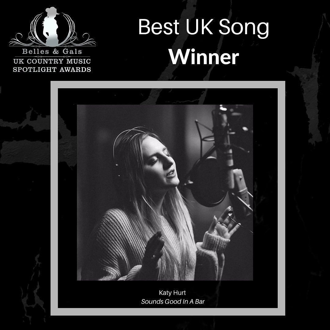 KT_Hurt13's tweet photo. 😱❤️ Thank you so much @bellesandgals for recognising #SoundsGoodInABar at last night’s #UKCMSAs with #BestSong and #BestVideo - what an honour!
Congratulations to all the other incredible nominees and winners!!
🥳🥰🤠 #ukcountry https://t.co/VXauvhQsBB