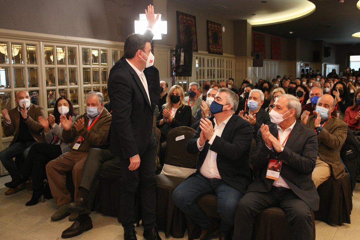 ValentinFormoso's tweet photo. Comezamos tamén nova etapa no @PsoeLugo con José Tomé á fronte dun equipo unido con ganas, compromiso e ilusión para seguir impulsando politicas socialdemócratas que melloren a vida da xente e fagan avanzar esta provincia. 
Parabéns, compañeir@s 
#LugoAvanza 
#Avanzamos_ 🌹 https://t.co/6wGnJh6O79