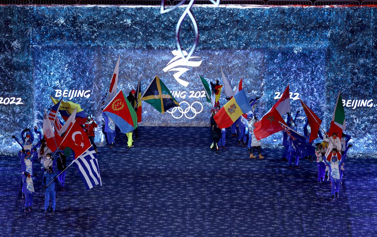 Beijing2022's tweet image. ✨The road to achieving #Olympics dreams requires so much passion, dedication, and hard work. All #Beijing2022 Olympians deserve our utmost respect. Congratulations to you all for making your dreams come true. 💪🏅

#BingDwenDwen #ClosingCeremony 

📸GettyImages