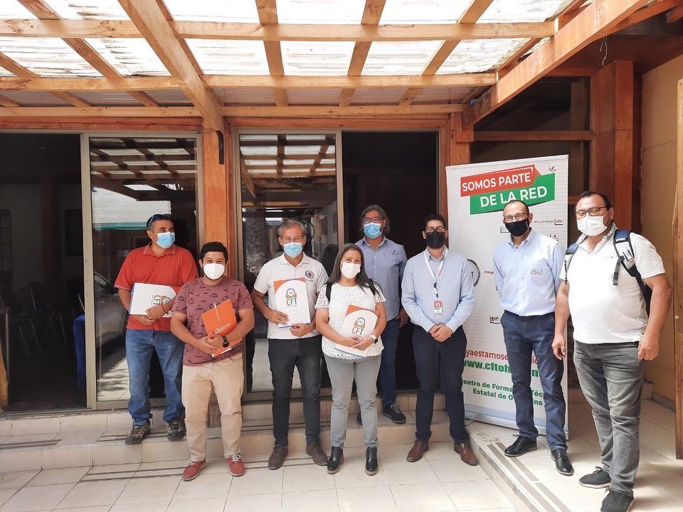 CFT_OHiggins's tweet photo. 2da Actividad del "Ciclo de Charlas Admisión CFT 2022" Actividad realizada en conjunto con la Unidad de Fomento Productivo de la Municipalidad de San Vicente reunidos con distintos representantes y líderes de sindicatos y trabajadores del sector. https://t.co/rjyAuiehUh