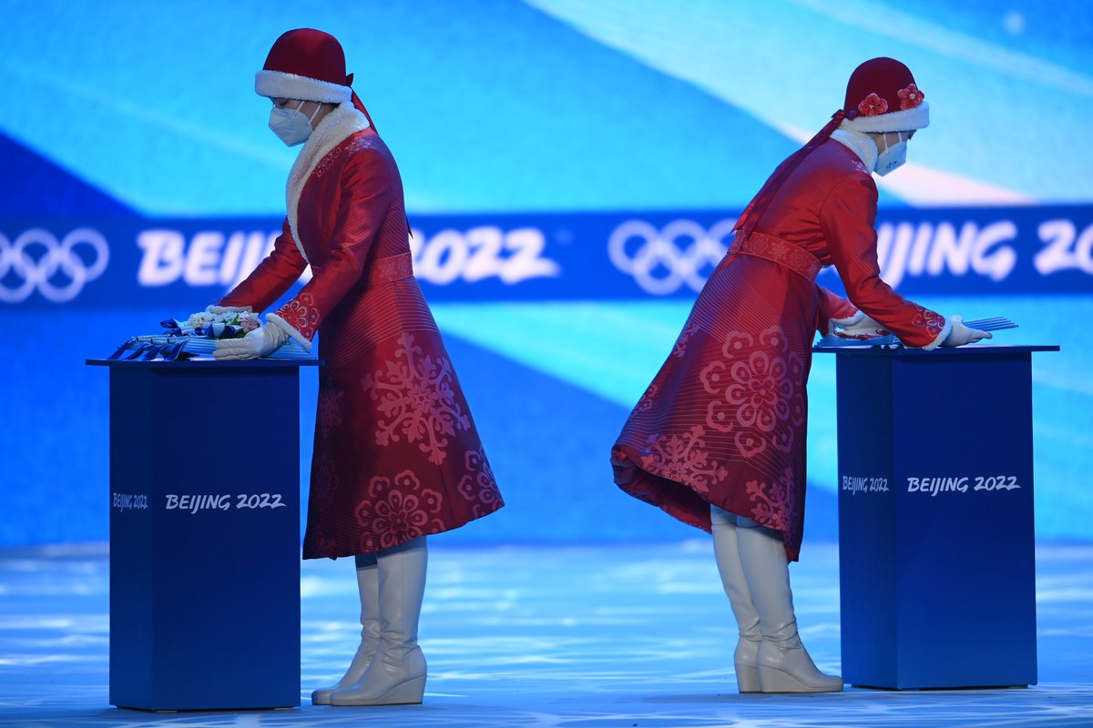#Beijing2022 would not have been possible without all of the incredible volunteers who helped bring the Olympic spirit to life. 

From the bottom of our hearts — Thank You. ❤️

#StrongerTogether | #ClosingCeremony