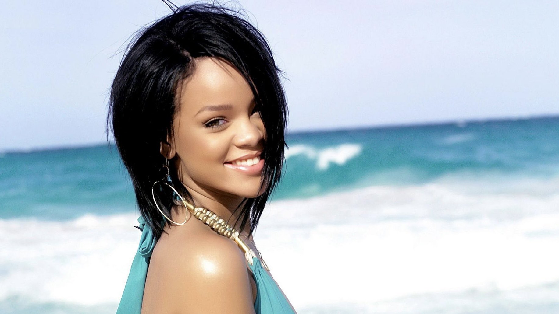 Happy bday Rihanna! I love you so much and I hope you ll release your 9th album some day ( ). Happy bday again. 