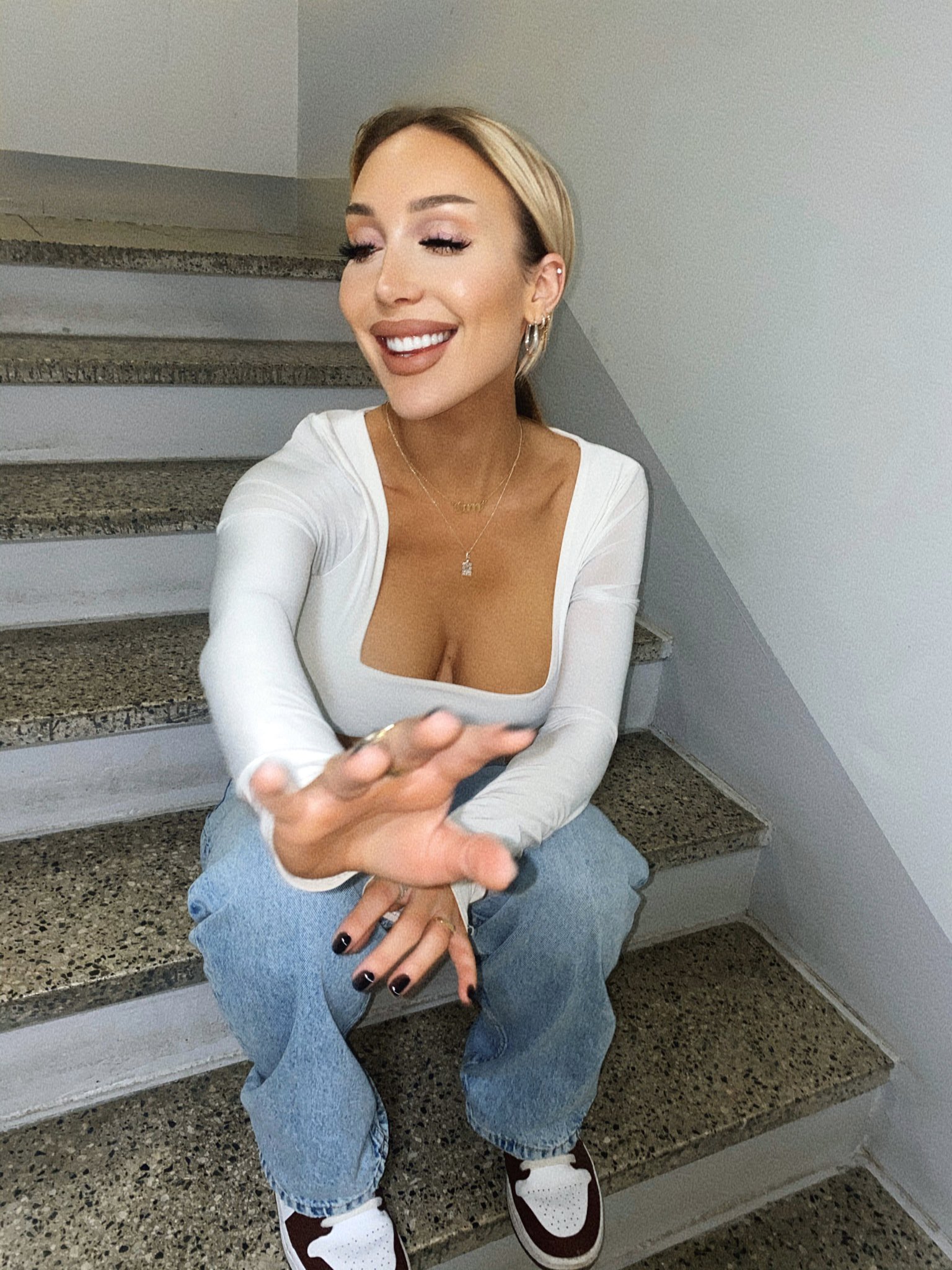 Conny Hawk on X: gm t.coHgnSxyDGml  X