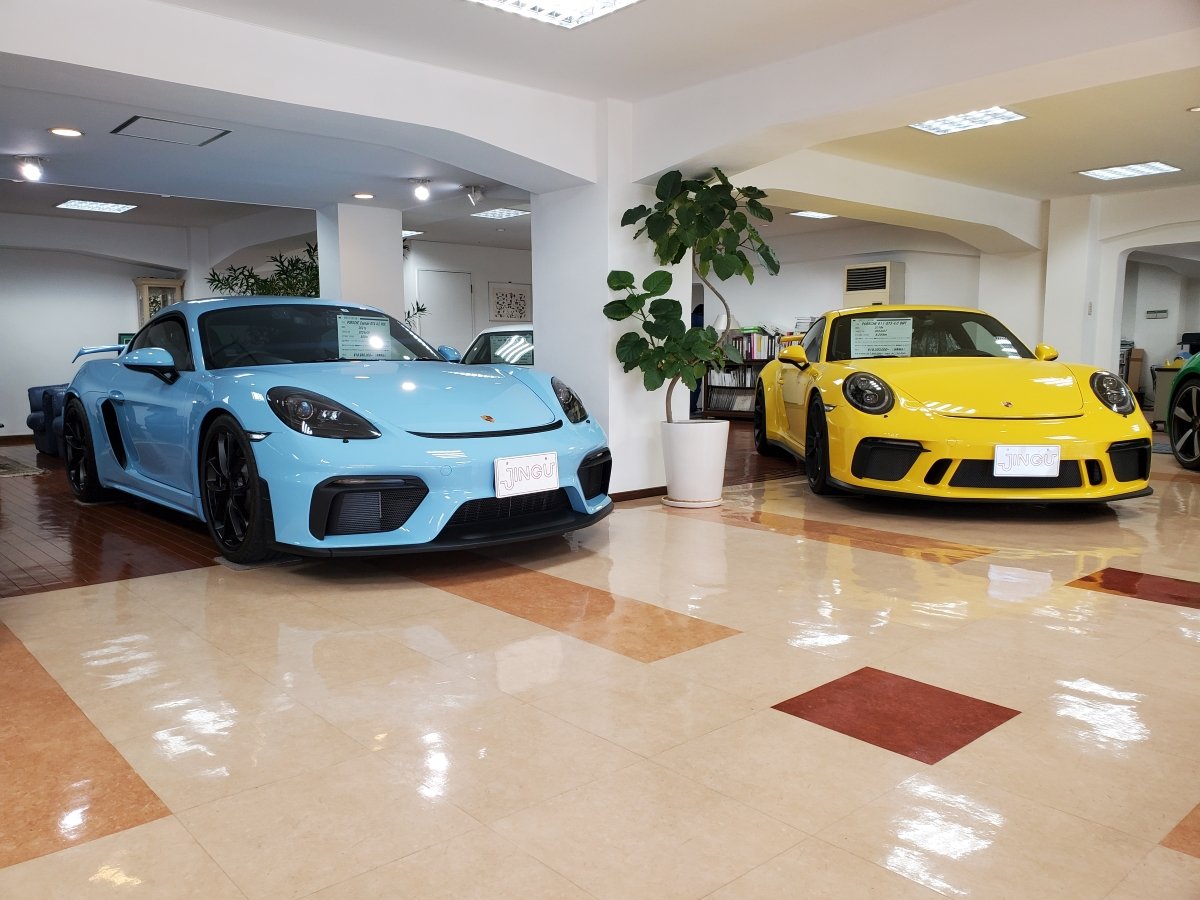 hiro_URJ202's tweet photo. いつものお店にどこかで見たような718GT4がいました‼️
#Gulfblue
#718gt4 https://t.co/8fkABFrQmJ