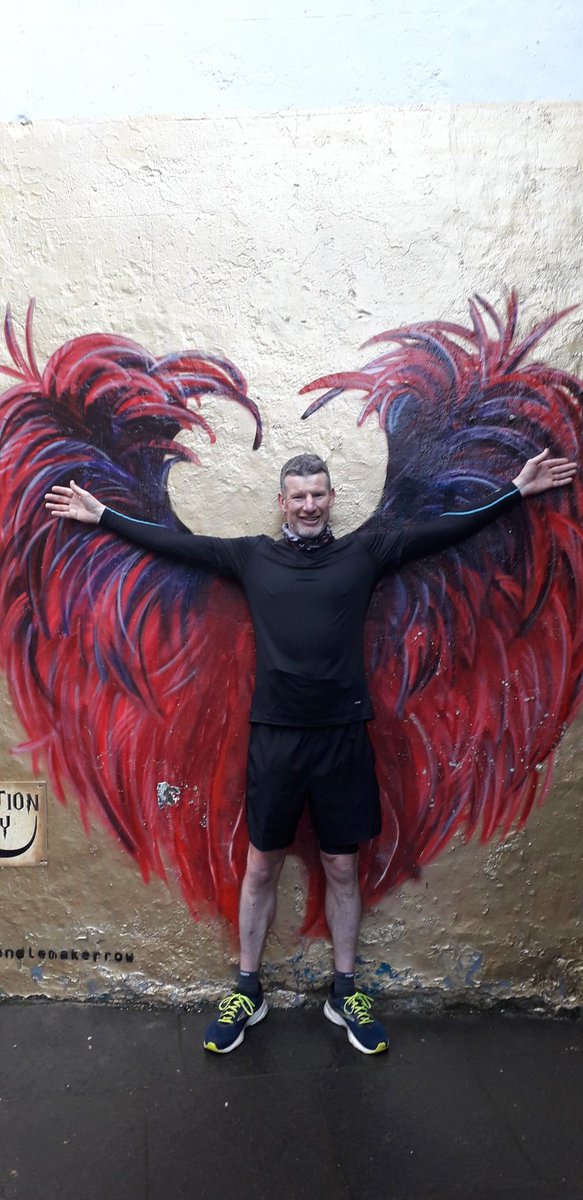 aljaroo1874's tweet photo. On #CandlemakerRow #AngelWings  #GhostSigns &amp; #FunnySigns https://t.co/Iy9sgP41Tw
