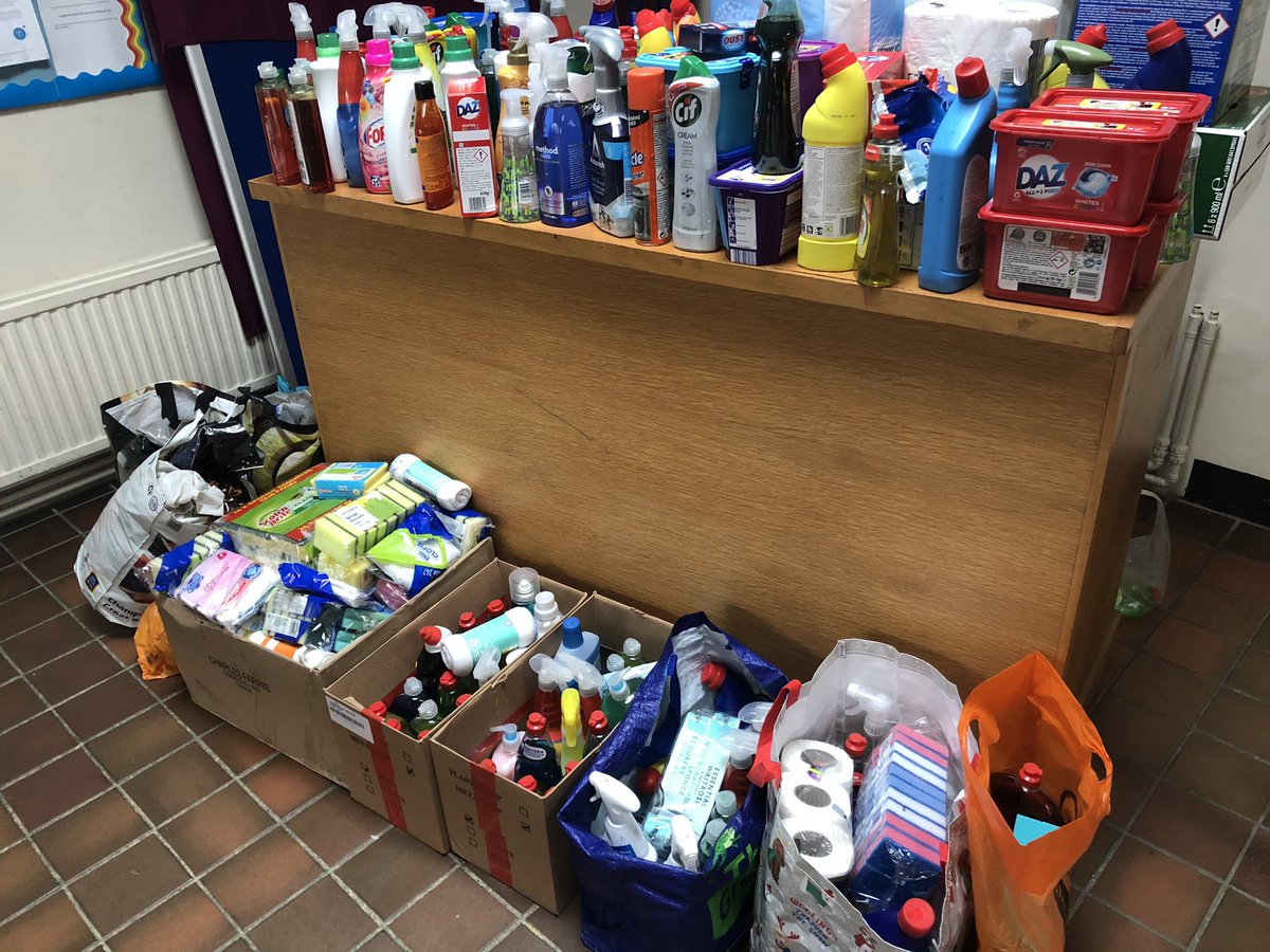 susan92135's tweet photo. I have spent the whole week talking to people about the need for non food items for the food banks. So decided to call in to the collection points this morning to see how itβs going. Delighted doesnβt cover it π. #notjustfood #foodbank https://t.co/YZbUJQe8nI