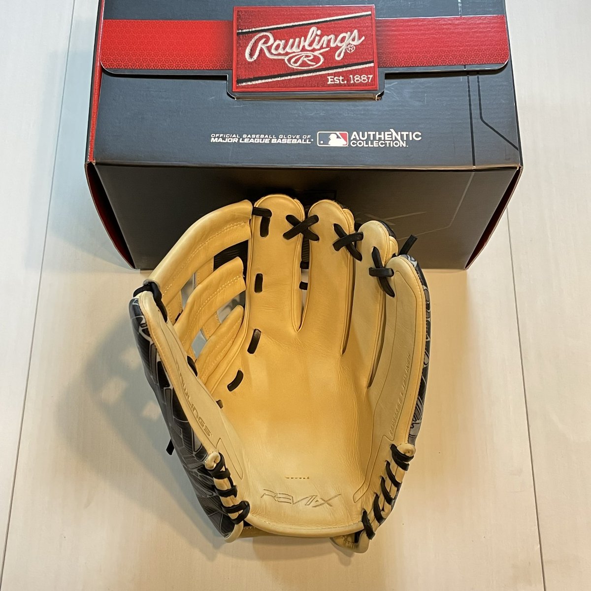 takakky625's tweet photo. ローリングス rev1x
@RawlingsSports
興味深い
#草野球 #野球 #軟式野球 #おっさん野球 #m球 #横浜ブルージェイズ #外野手用グラブ #rev1x https://t.co/HRlC5pIH4q