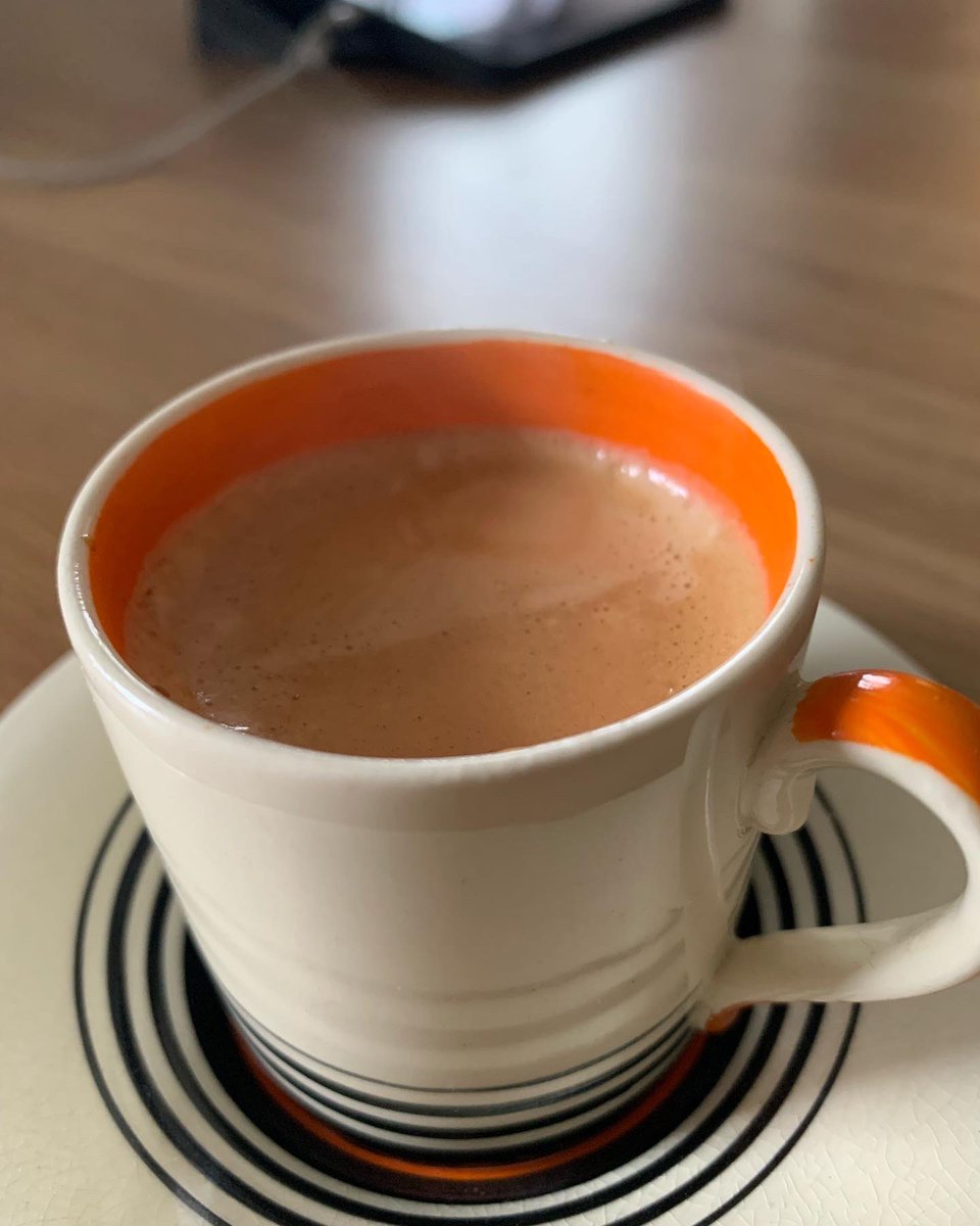 neilhwilliams's tweet photo. 3/3 …blue. Designed possibly so that the young hand paintresses could produce with consistent quality as demand rose for Susie’s stylish but simplistic designs.
@cafedirect
#peruviancoffee
#susiecooper
#artdeco
#andes
#machupicchu https://t.co/Wnzgt7HSM8
