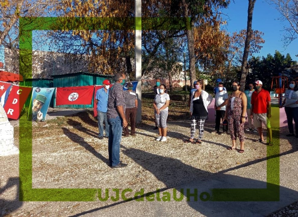 UJCdelaUHo's tweet photo. #CubaVive | Grupo de respuesta rápida en el consejo popular Pedro Diaz Coello presente y activo ante cualquier amenaza 💪🇨🇺
@juventudhol @HolguinClub @FeuUho @UJCdeCuba @PresidenciaCuba https://t.co/A5XOapv9t1