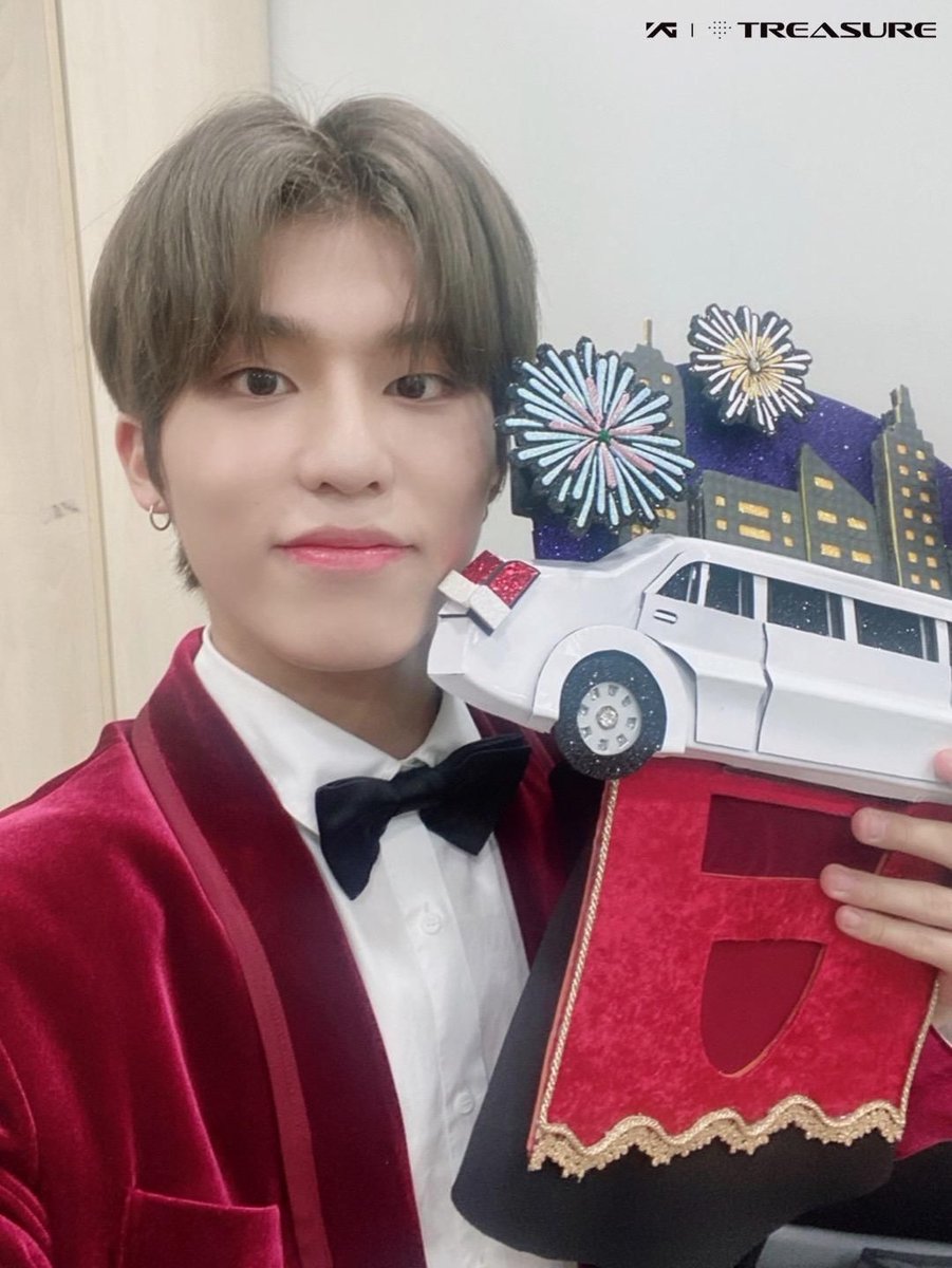 babywolflyy's tweet image. 🐺 GIVEAWAY HAJATAN PARK JEONGWOO UPDATE 🐺

🎁
1. PB Only + printilan (no pc) (1)
2. PC Selca (1)
3. PC Unit (1)
4. PC Konsep (1)
5. Spesial 💕 (1) (khusus 1stwin)

🎀 Pemenang 4 orang + 1 

📢
Follow
Rt + Like pinned + tweet ini
Rep terserah + #PARKJEONGWOO  @treasuremembers