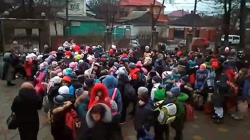 Наши кнопочки уехали, но обязательно вернуться в уже мирный Донбасс!