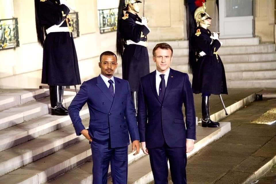 <a href="/EmmanuelMacron/">Emmanuel Macron</a>  et le putschiste légitime.