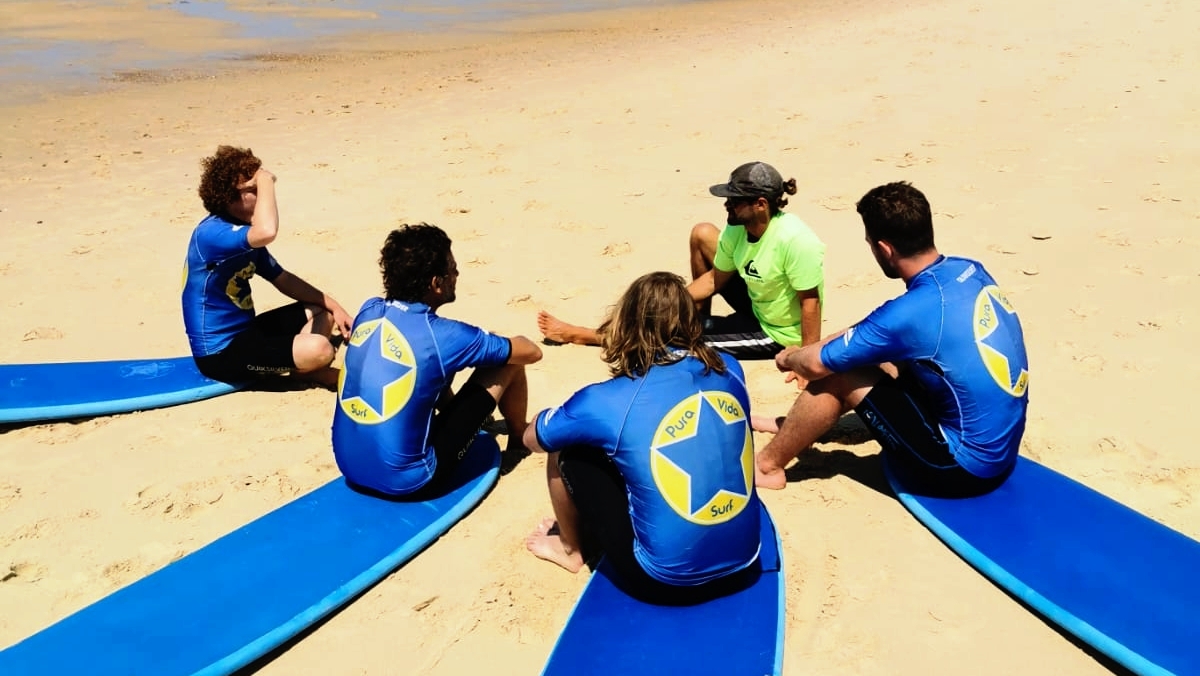 PuraVidaLodge's tweet photo. Why not learning how to surf? It's great fun. 👍 Let us guide you into the Surfing lifestyle and have a great time with good people. #puravidalodge #mimizan #surflodge #surfcamp #surftravel #puravidafrance #puravidasurf #puravidasurflodge #puravida #surfholiday #mimizanplage https://t.co/Y9rBlIgtF9