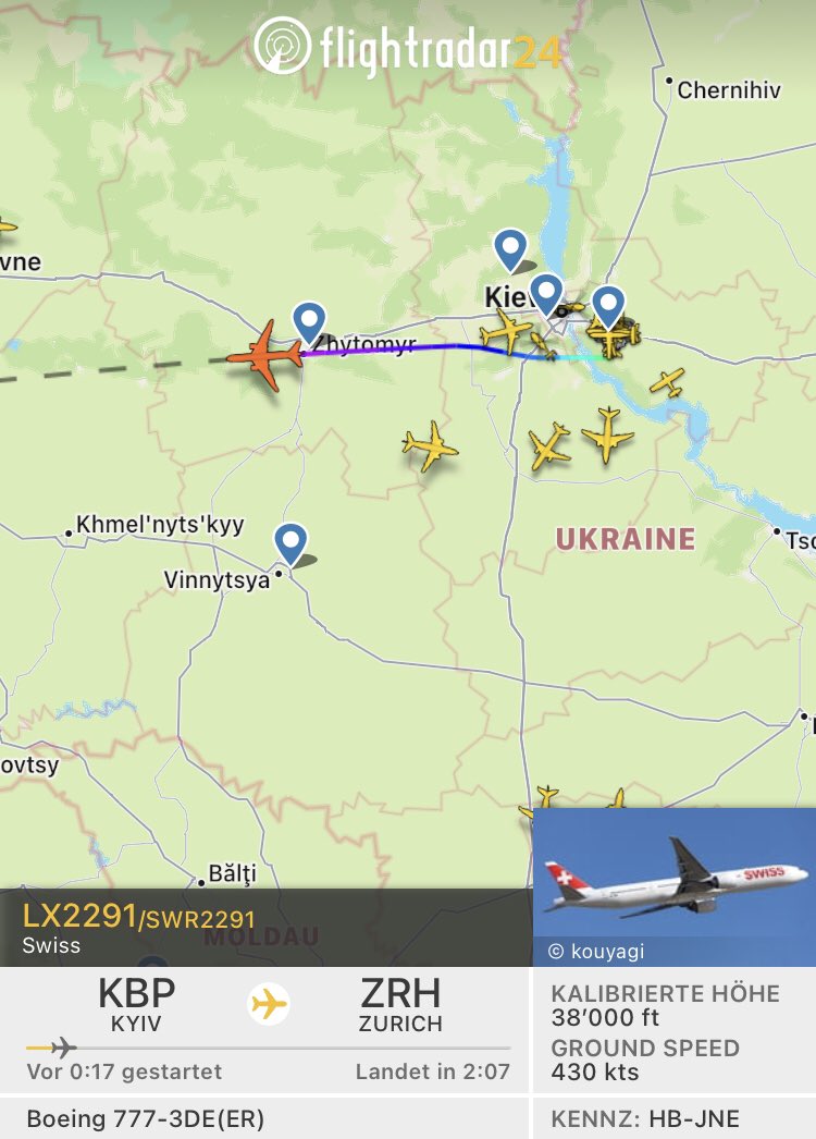 Vor ca 20 min startete die vorläufig letzte Maschine der <a href="/FlySWISS/">Swiss Intl Air Lines</a> aus Kiev nach Zürich. Eingesetzt wird eine Boeing 777 mit 340 Sitzplätzen. Bis zum 28.2.22 sollen die Flüge von und nach der #Ukraine eingestellt bleiben. #UkraineConflict #UkraineRussiaCrisis