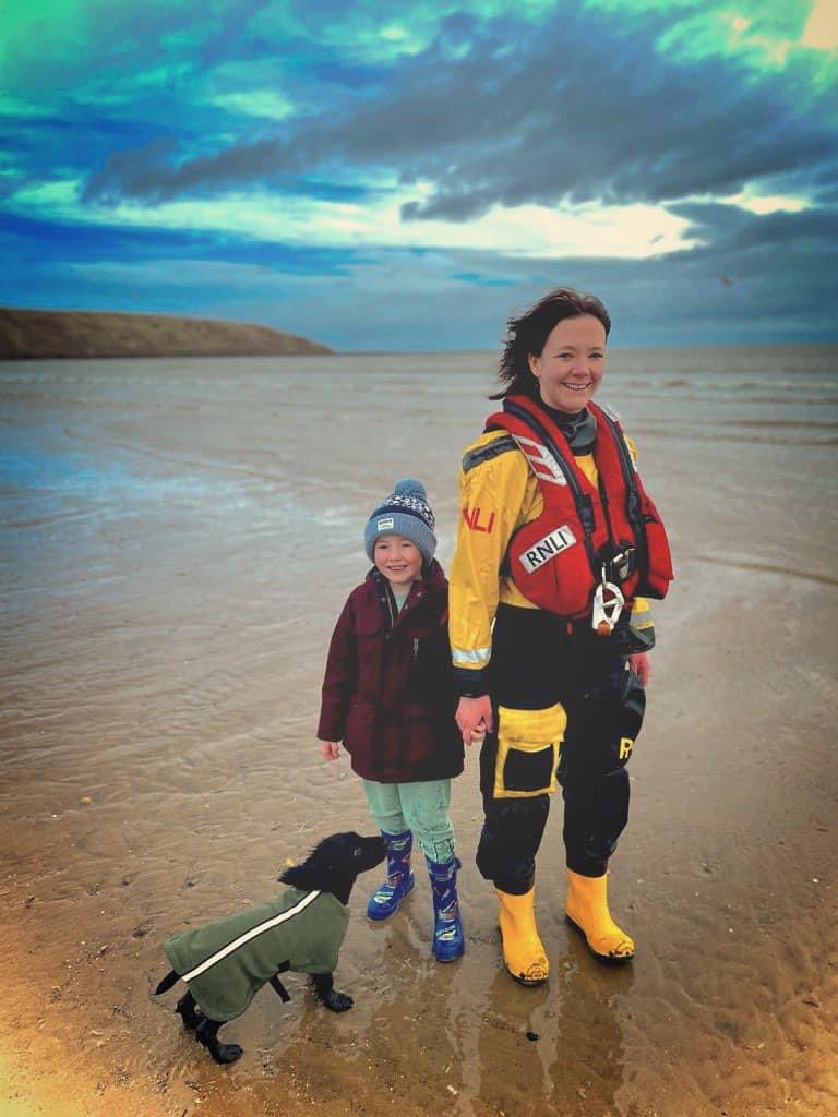 Jules Macauley tweet media