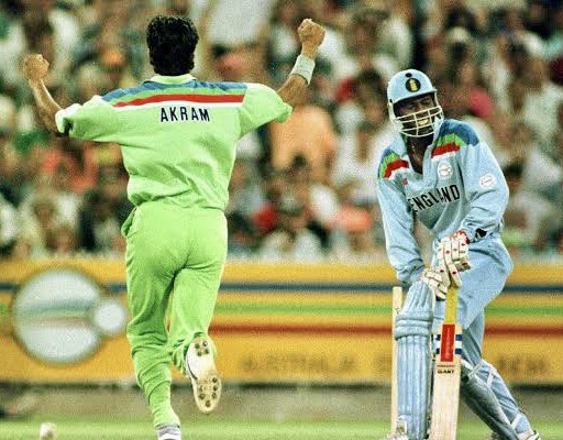 Waqar Younis tweet media