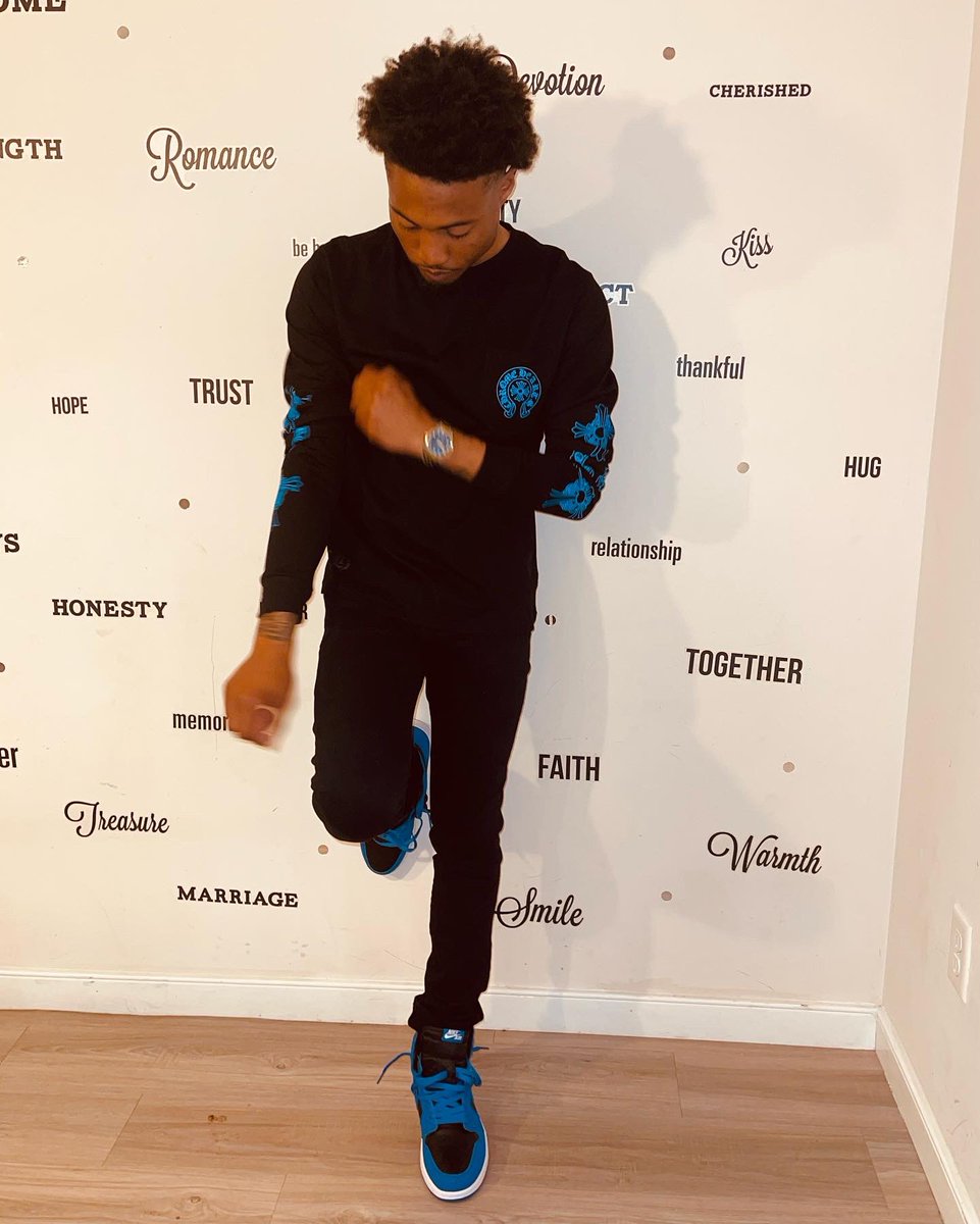 im_scrapp's tweet photo. Ice Your Body Beloved 🧊 #IMBK 🖤 https://t.co/LGGyMlsQan