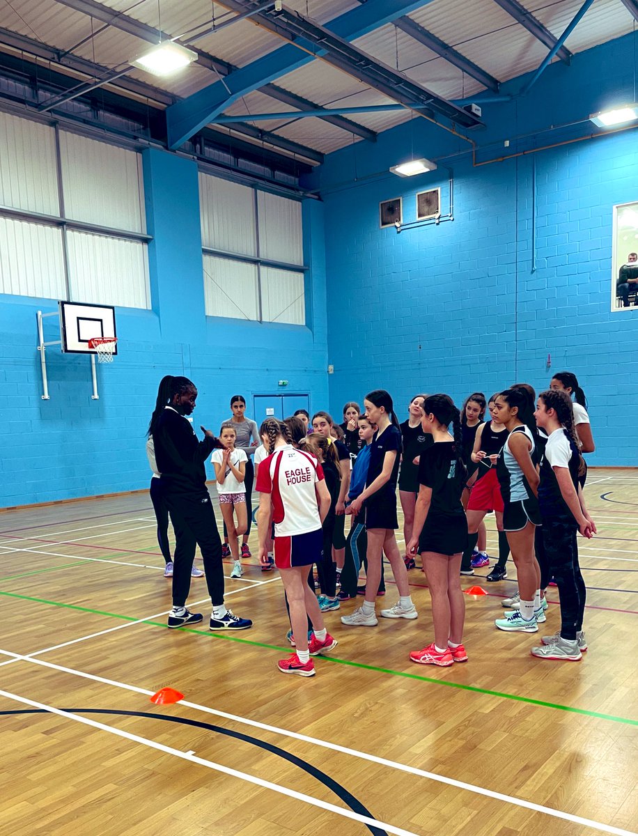 net_dev's tweet image. Thank you @peace_proscovia @SurreyStorm for the Attacking Masterclass today… working on creating space and change of direction the fundamentals of attacking! #lovenetball #learnfromthebest thank you @Marist_Sport for allowing us to host there.