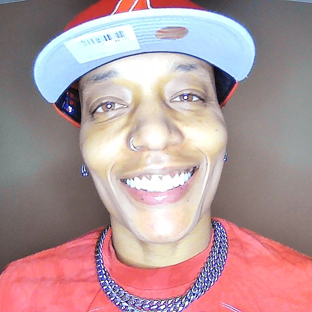 DJKingKream's tweet image. 🙂 Smile now, cry later. 🏳️‍🌈❣😁#TeamStud #TeamLGBTQ