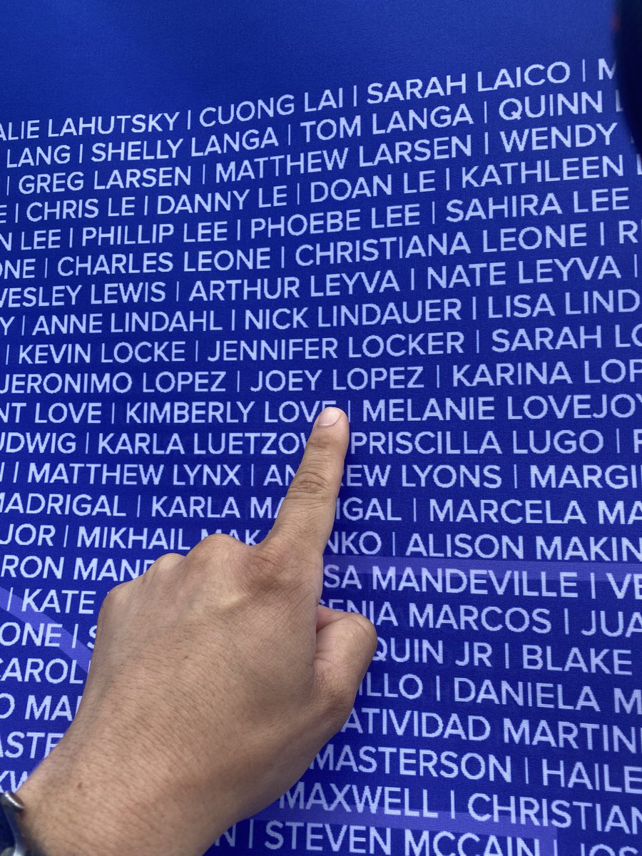 JoeyLL3's tweet photo. I did something today! #austin #marathon #ifinished https://t.co/Lda7UD6aU8