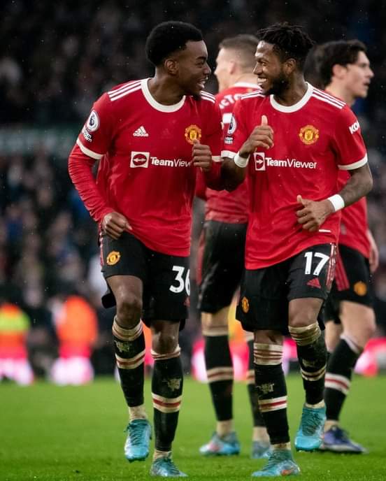 Leeds 2-4 Manchester united.