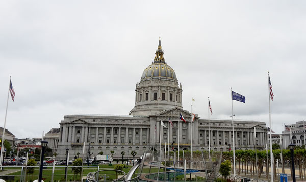ViaCialdini's tweet photo. #Travel #tourism #SanFrancisco ha un proprio stile #architettonico con una bella coesistenza tra quello #vittoriano e il moderno https://t.co/Y2vFLr1edQ https://t.co/IyjKeRElZN