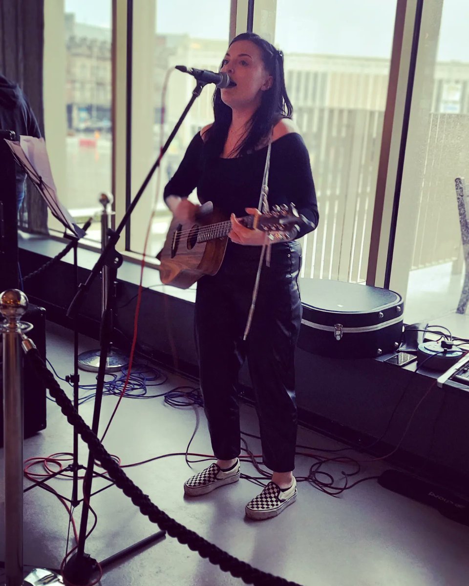 MarketKBarnsley's tweet photo. It's cold, wet and gloomy outside but Market Kitchen has been brightened up with Live Music from Paul Nixon and Emily Worton today! More to come next Sunday. Watch this space! #LoveBarnsley #LoveMusic #BarnsleyisBrill https://t.co/QNSTDInw8J