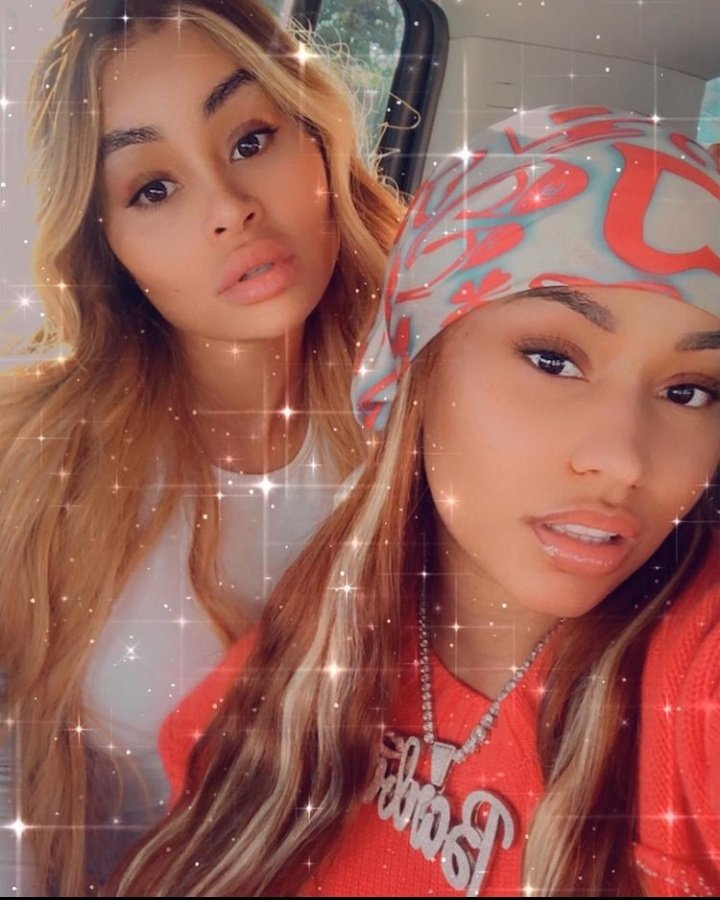 MinajRedeBR's tweet photo. AMIGAS! Nicki Minaj comentou e curtiu o último post da Blac Chyna no Instagram, um video de sua filha escutando "Do We Have A Problem?". https://t.co/RcLgOkFxjq
