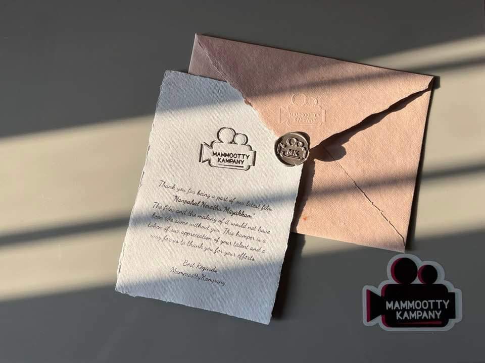jr_panchi's tweet photo. With Love from #MammoottyKampany to #LijoJosePellissery 💙

#NanpakalNerathuMayakkam

@mammukka | #Mammootty 
#BheeshmaParvam | #Puzhu 

#BheeshmaParvamFromMarch3 😎 https://t.co/e0PgOOXDoZ
