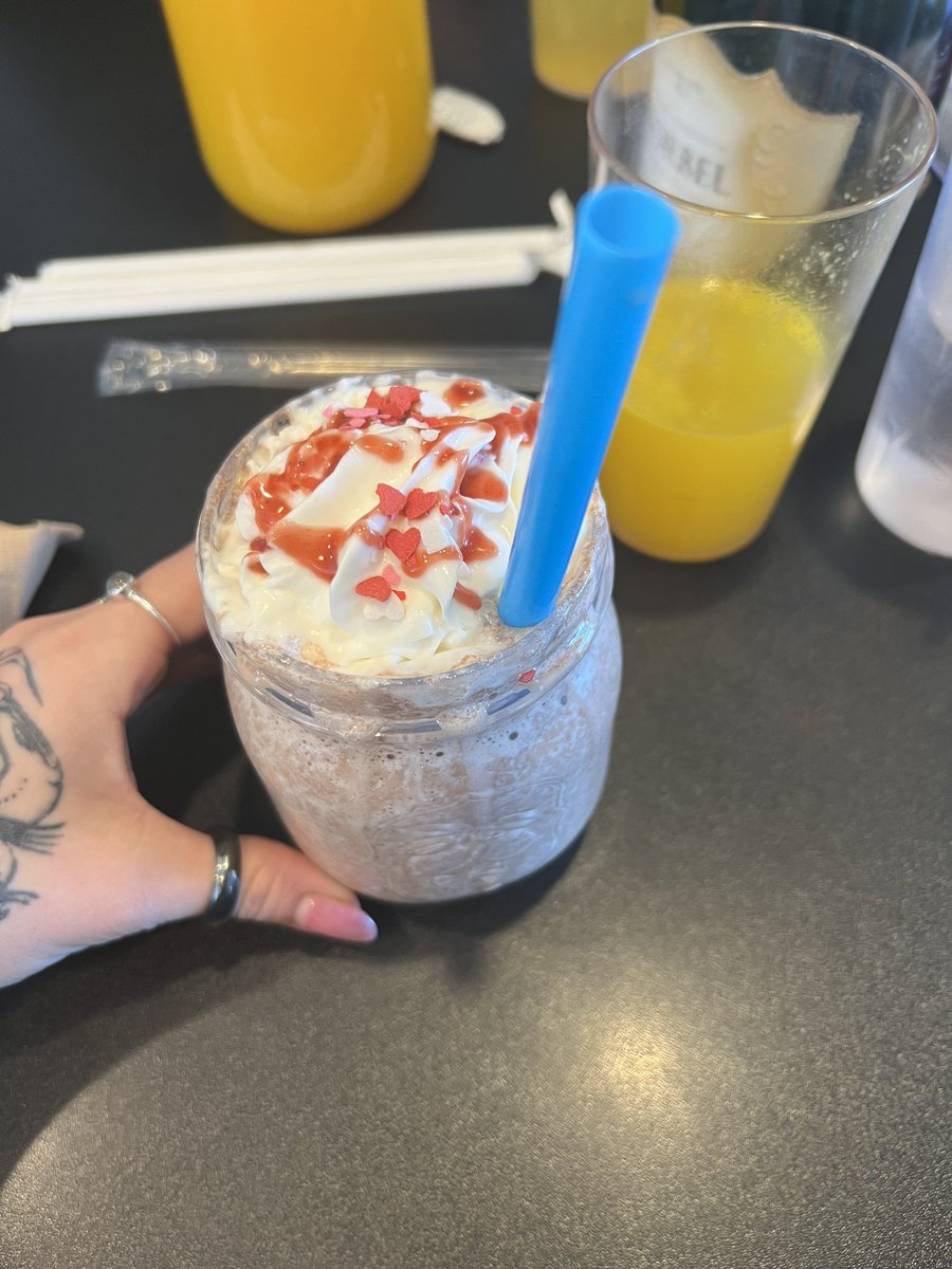 daniellamybella tweet picture