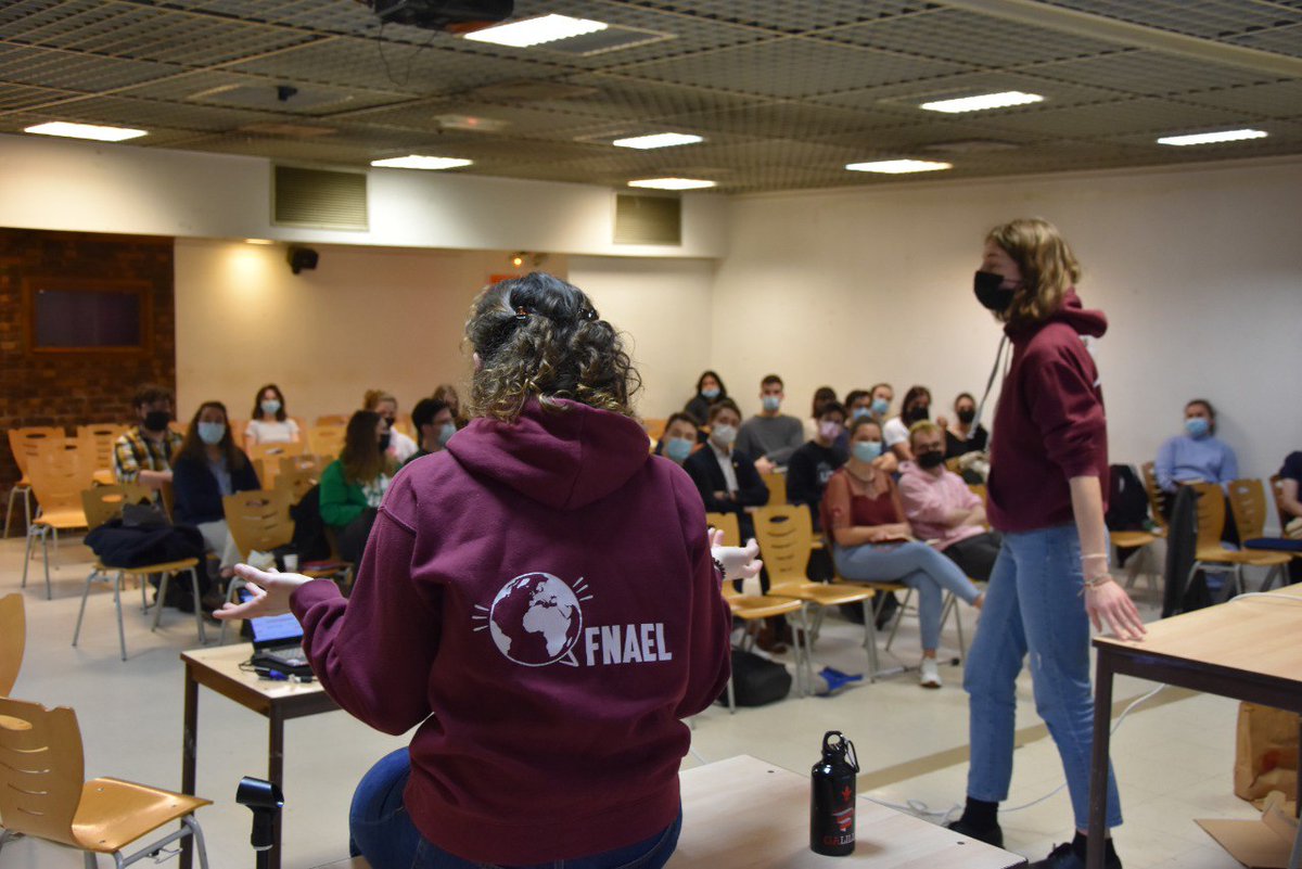 La_FNAEL's tweet photo. #Langagement | 2eme édition des Journées Nationales de l'Innovation Sociale ce WE #JNIS2022 🎉 

L'occasion de sensibiliser @La_FAGE et son réseau au monde Sourd et à la LSF, cause centrale à nos yeux ! 

➡️ Sensibiliser pour apprendre à comprendre et appréhender https://t.co/r3Isk2ZRKp