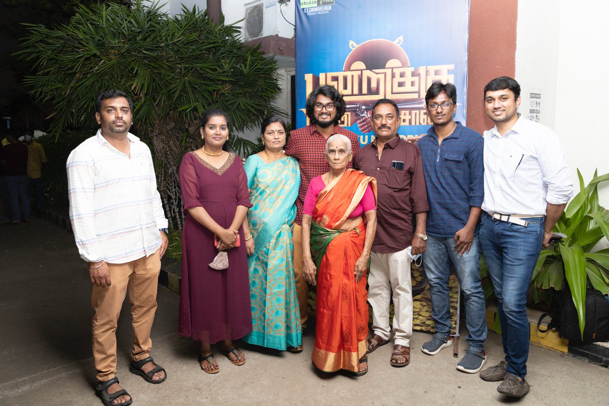 dop_vignesh's tweet photo. என் உடன் உறுதுணையாக இருந்து இந்த #PNS திரைப்படத்தை  வெளிக்கொண்டு வந்த அனைத்து  நல்ல உள்ளங்களுக்கும் நன்றிகளை சொல்லி அடுத்த படைப்புக்கான பணிகளை தொடங்குகின்றேன்.@SonyLIV @StudioGreen2 @abiabipictures  @kegvraja @icvkumar  @nishanth_russo @actor_viyan @SurenVikhashU @lights_cinema https://t.co/kXdgS31WAo
