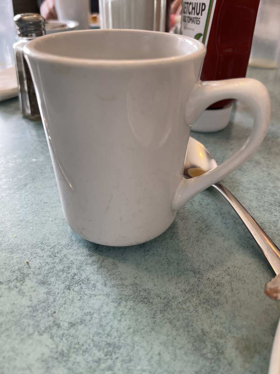 123Tink's tweet photo. Breakfast! #coffee https://t.co/gUy9n5lqVP
