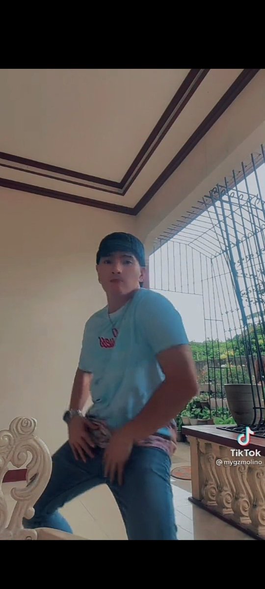 Ohhh Diba Hataw na Hataw ang bunso natin.

1ST FILM OF THE YEAR
#MygzMolinoShortMovie